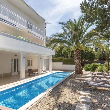 1 Bedroom Gorgeous Apartment In Makarska Esterno foto